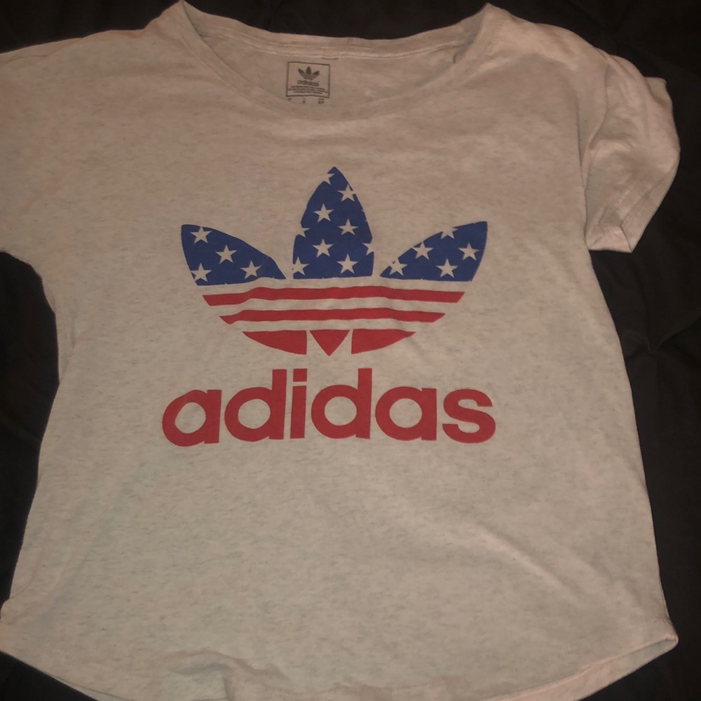 Adidas tee